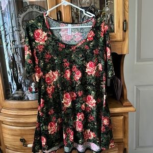 Floral Print Perfect Tee M